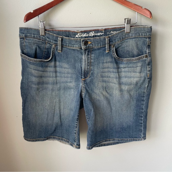 Eddie Bauer Pants - Eddie Bauer Denim Shorts‎ Womens Size 14 Medium Wash 8.5” Inseam Stretch